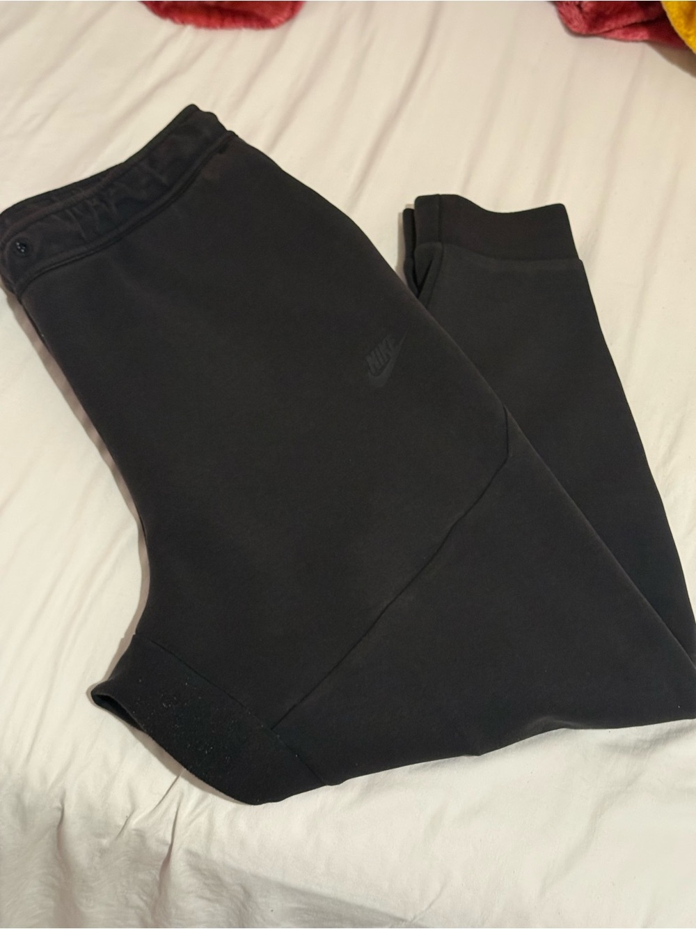 Nike woman’s Black Jogger Sweatpants & Zip up